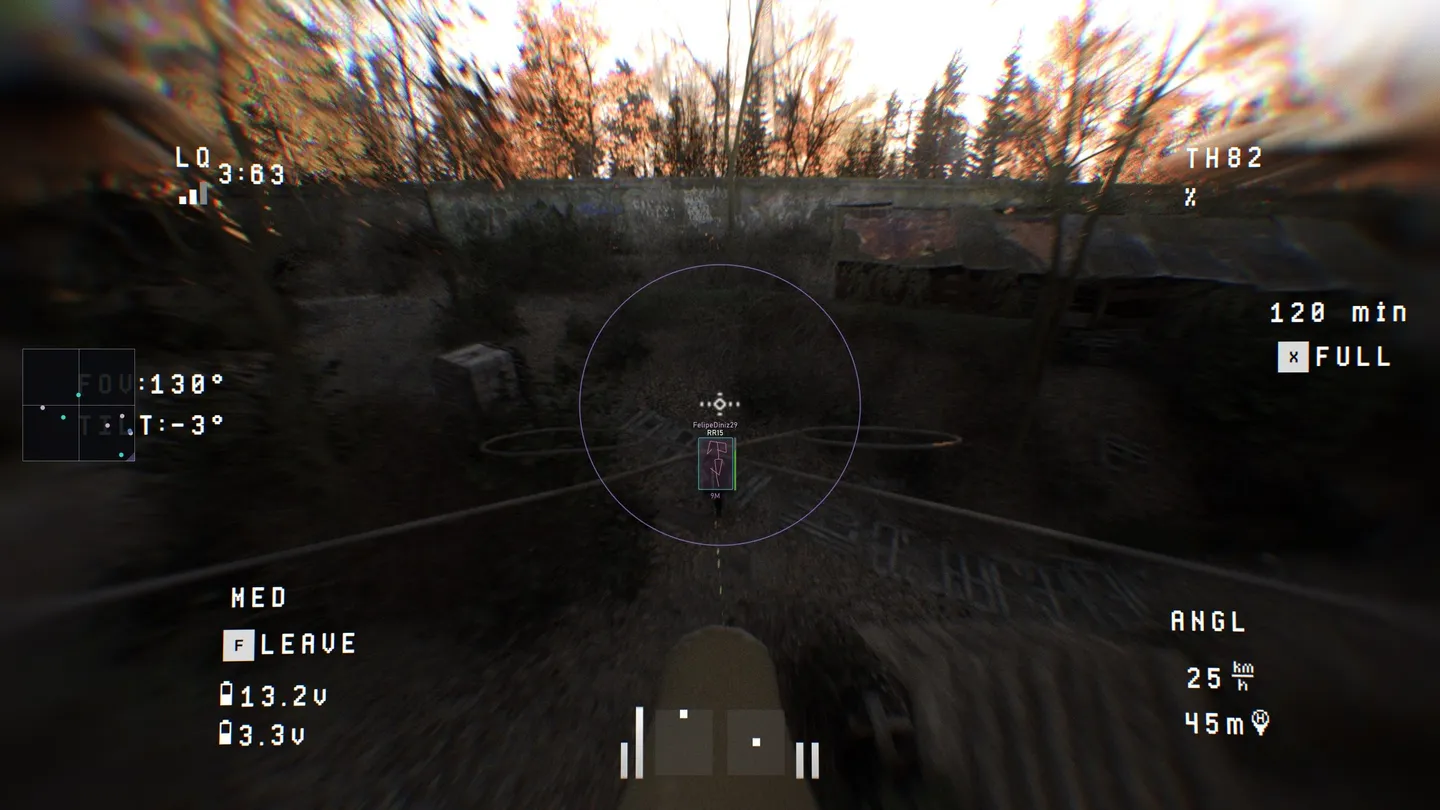 Bodycam drone camera at 130 degrees FOV, one player boxed at 9 m with skeleton, nickname FelipeDiniz29 and the RR15 he carries, inside the aimbot FOV circle