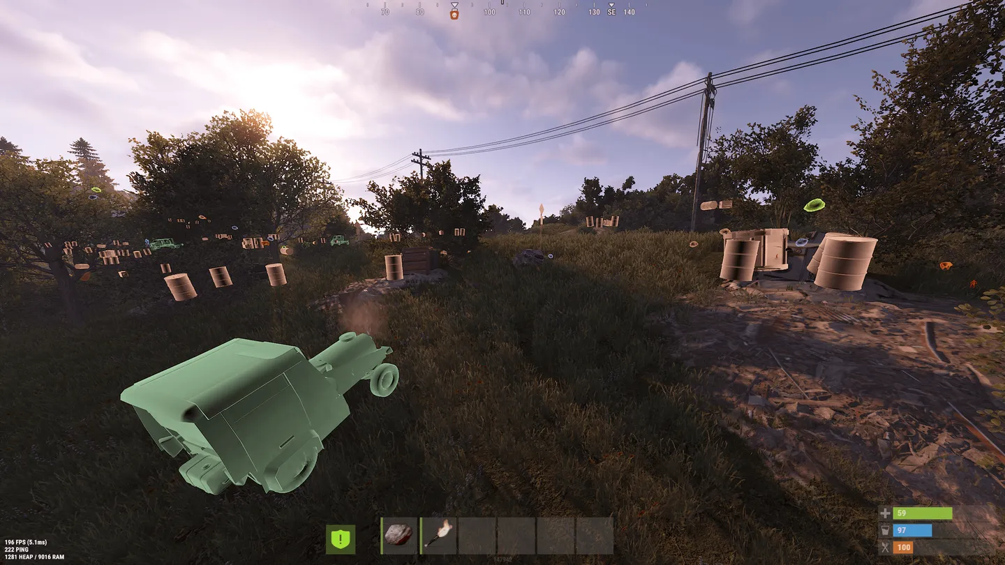 Rust gameplay with the SMG Chams++ cheat — screenshot 6